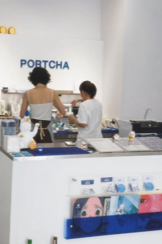 Frame 5 of 8 · Echra 100 · by Jolio